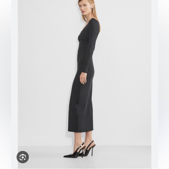 Aritzia contour symbolic Black Long Sleeve Dress nwot - Picture 2 of 3